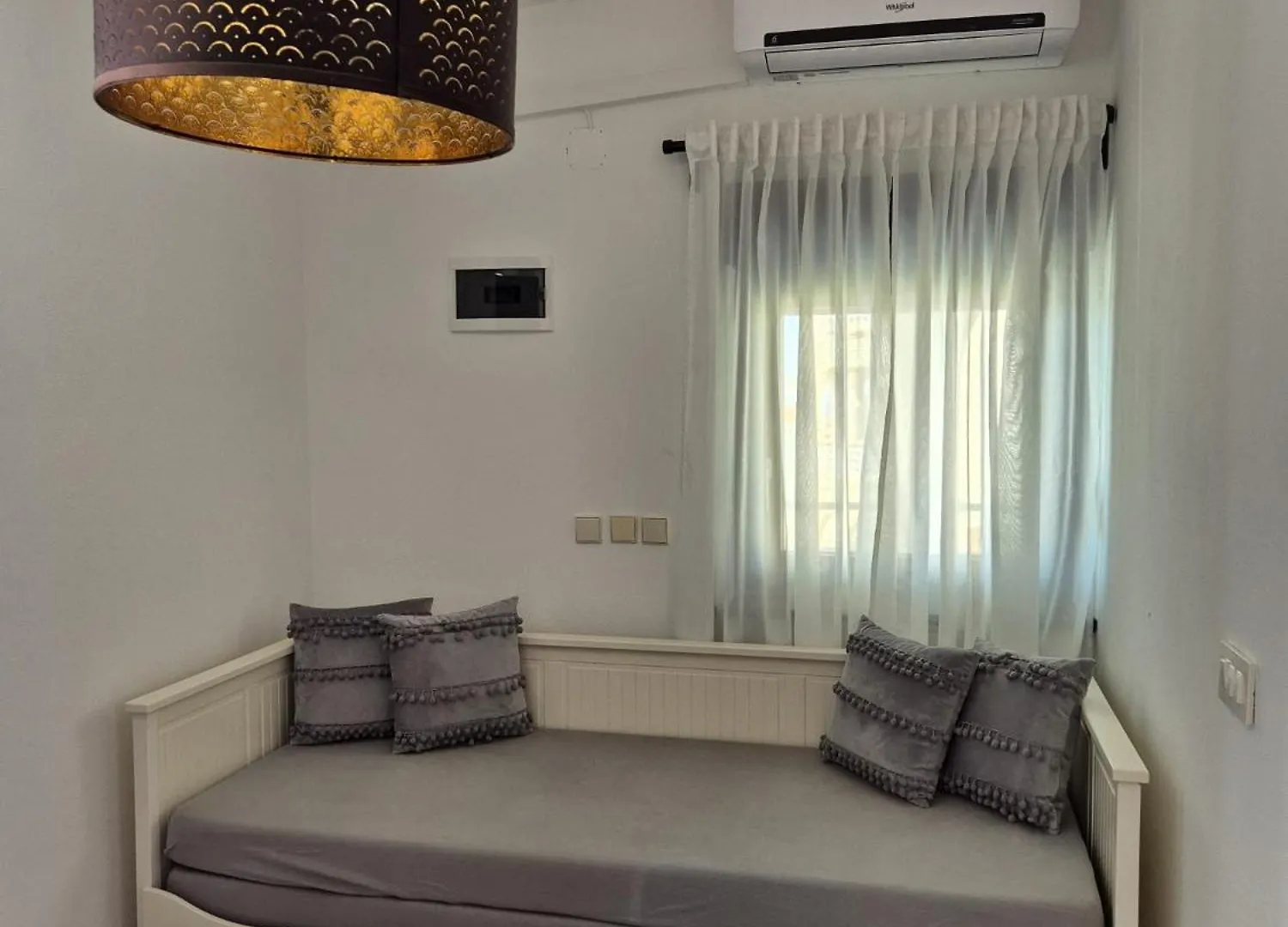 Apartment Misic 0*, Rtina